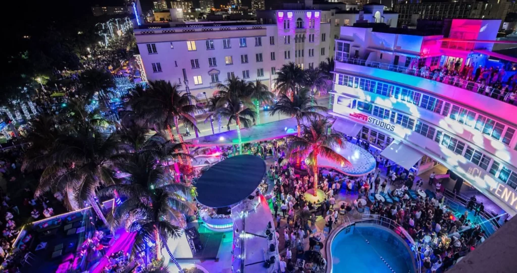 onde comer na ocean drive:the clevelander